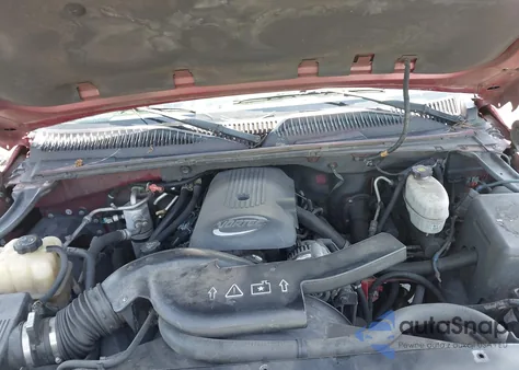 2004 Chevrolet Tahoe Ls from USA, damaged, VIN 1GNEC13Z44J281353